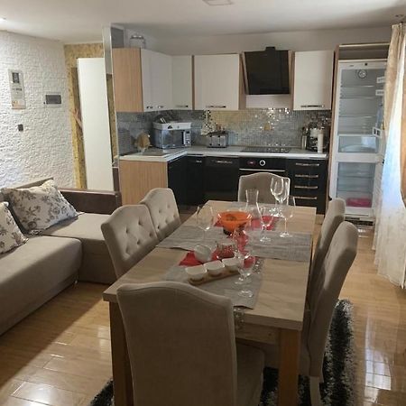 Bella Casa Apartments Făgăraş エクステリア 写真