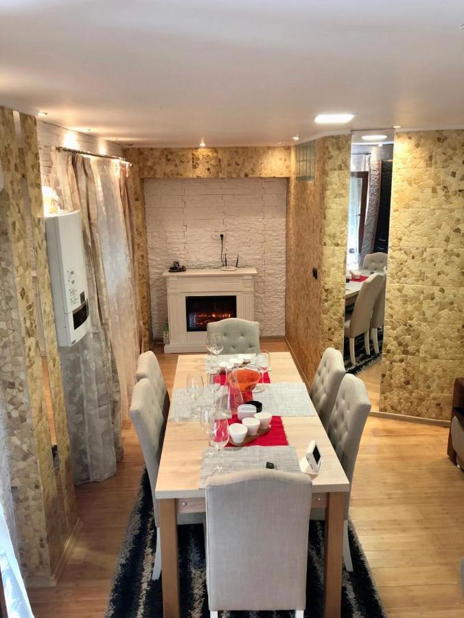 Bella Casa Apartments Făgăraş エクステリア 写真