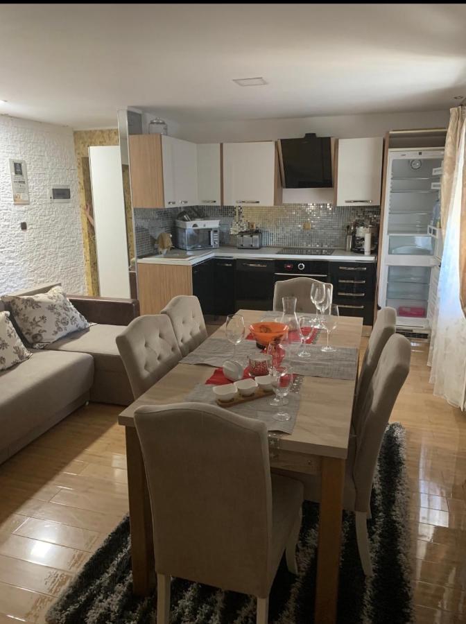 Bella Casa Apartments Făgăraş エクステリア 写真