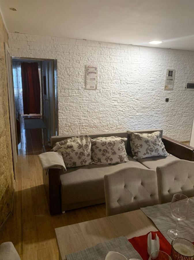Bella Casa Apartments Făgăraş エクステリア 写真